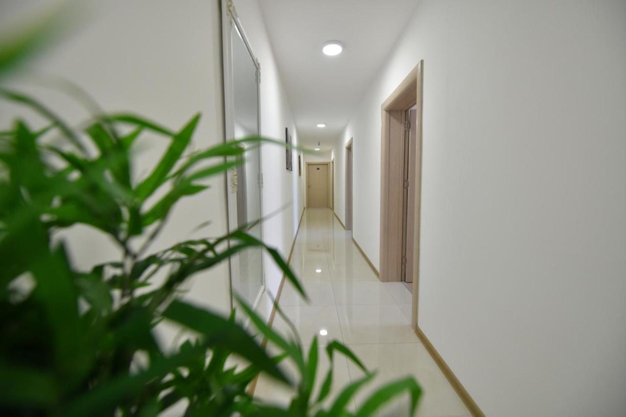 West In Apartments Čačak Kültér fotó