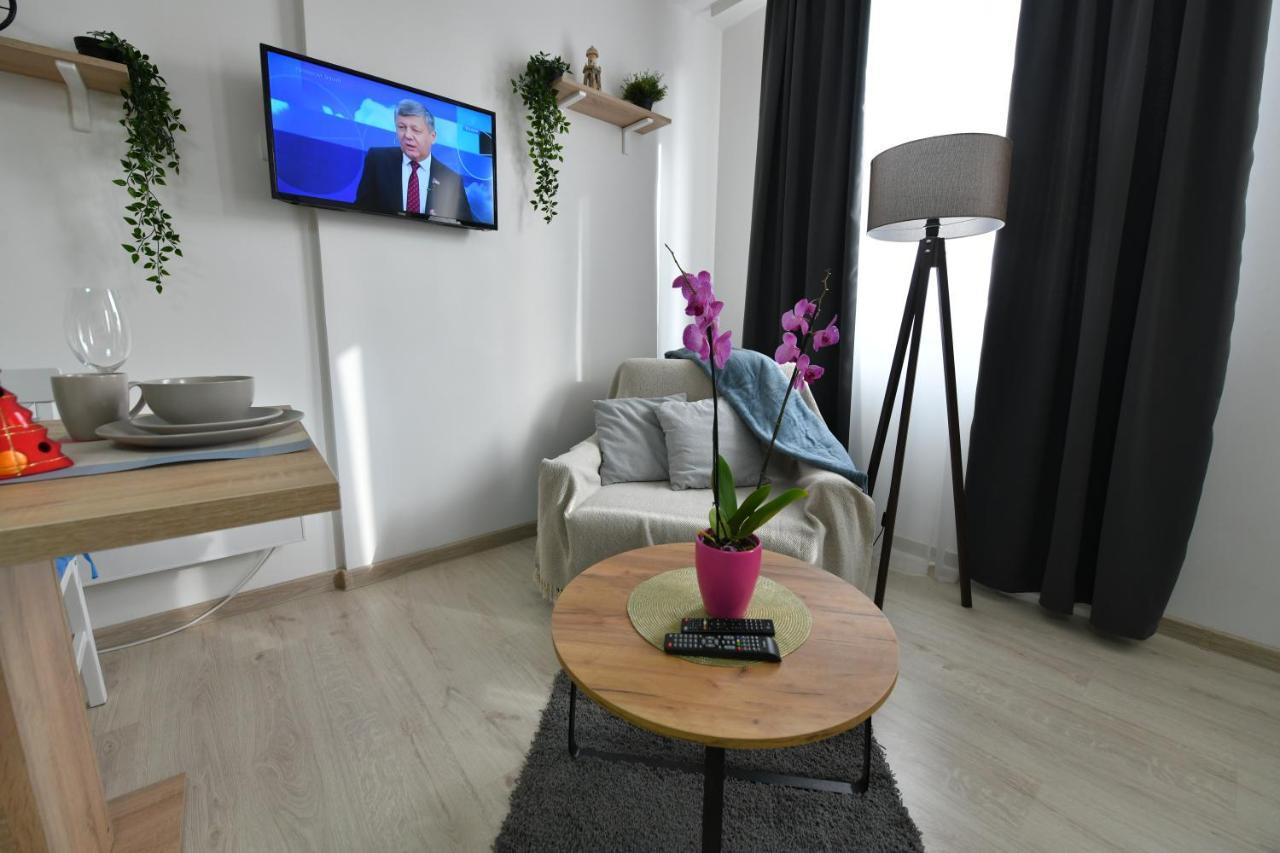 West In Apartments Čačak Kültér fotó
