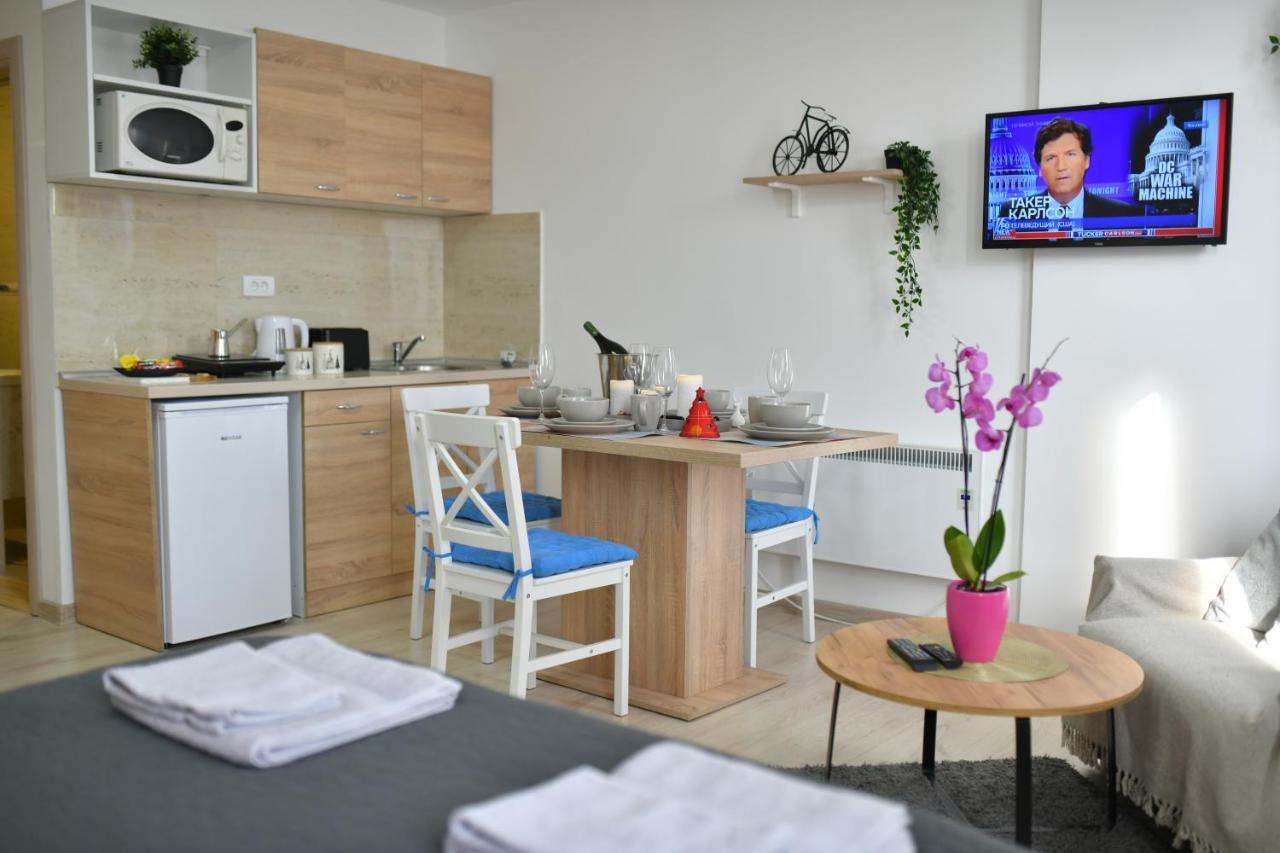 West In Apartments Čačak Kültér fotó